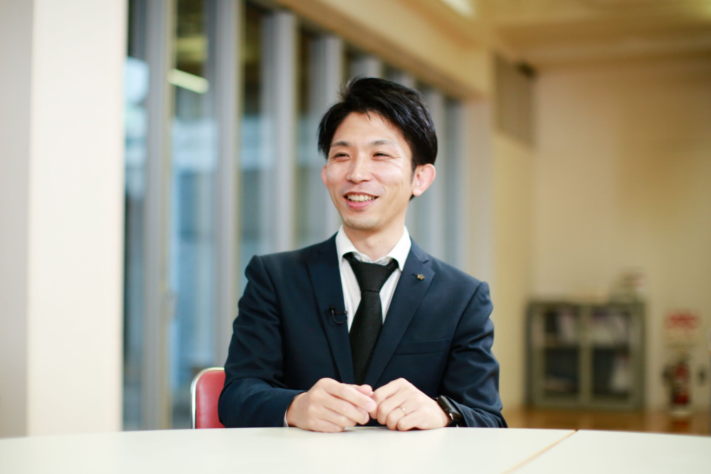 裾野市のDXを担当する、デジタル部 業務改革課 係長の中原 義人氏の写真